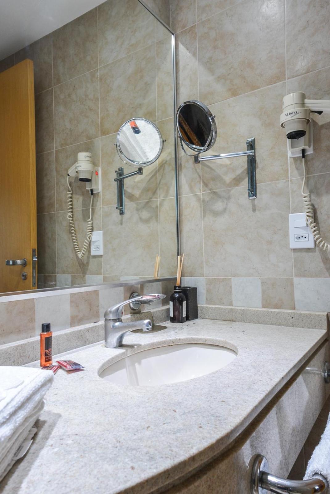 Premium Room Berrini Sao Paulo Bagian luar foto